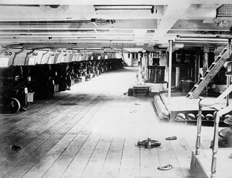 [ Gundeck of HMS Sutlej, Gundeck of HMS Sutlej which assisted Governor Seymour during the Chilcotin War., Unknown, National Archives of Canada C033449 ]